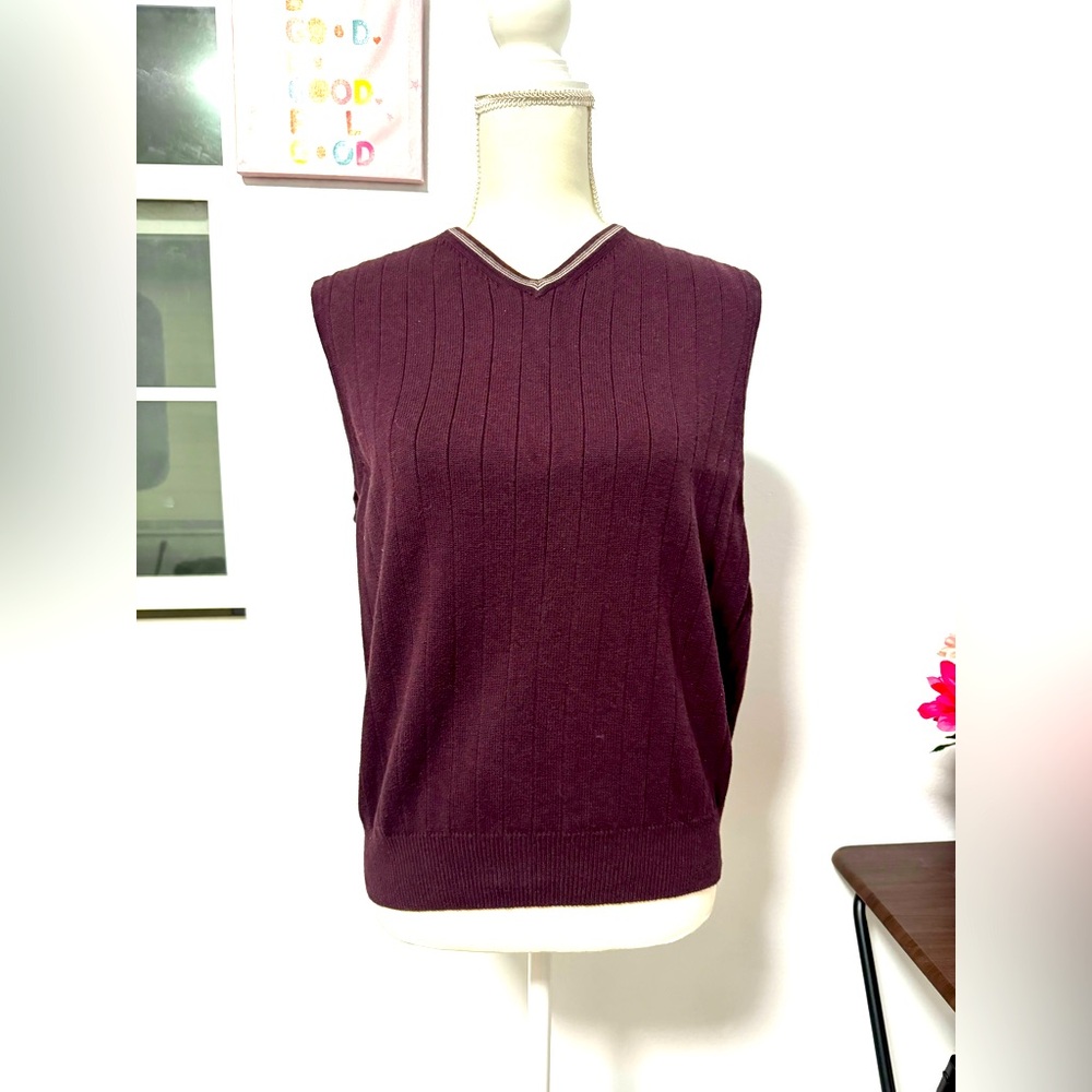 Vintage 100% Cotton Small Size Preppy Style Burgundy color